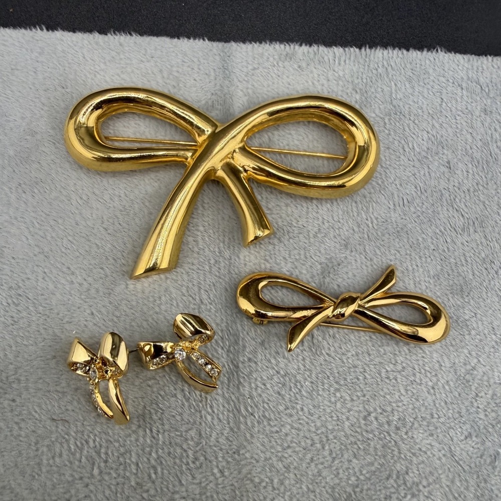 Vintage Bow‎ Brooch Pierced Earring Set Gold Tone